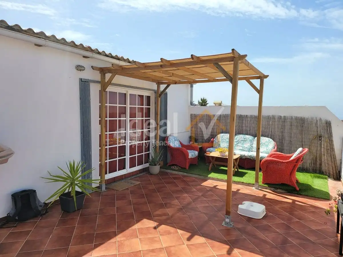 Terrassa de Casa o xalet en venda en Arona amb Jardí privat, Terrassa i Moblat