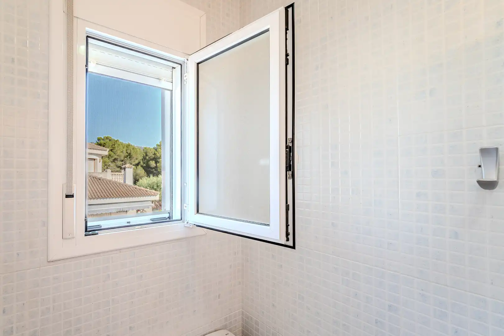Baño de Casa o chalet en venta en L'Ametlla de Mar  con Aire acondicionado, Calefacción y Jardín privado