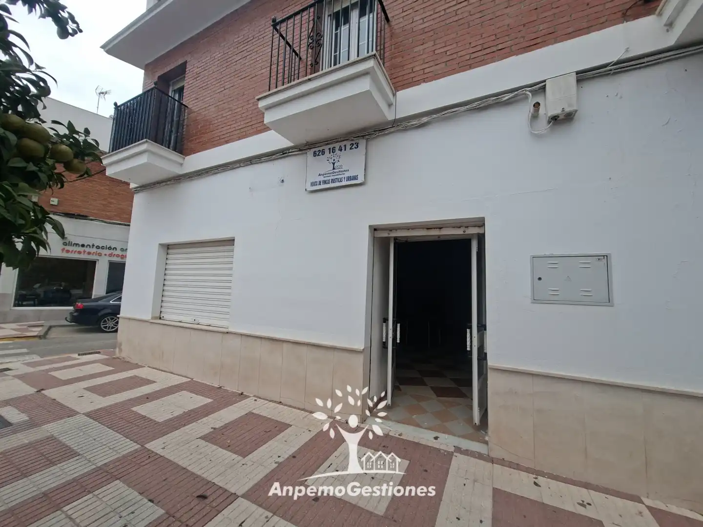 Vista exterior de Local de alquiler en Palma del Río