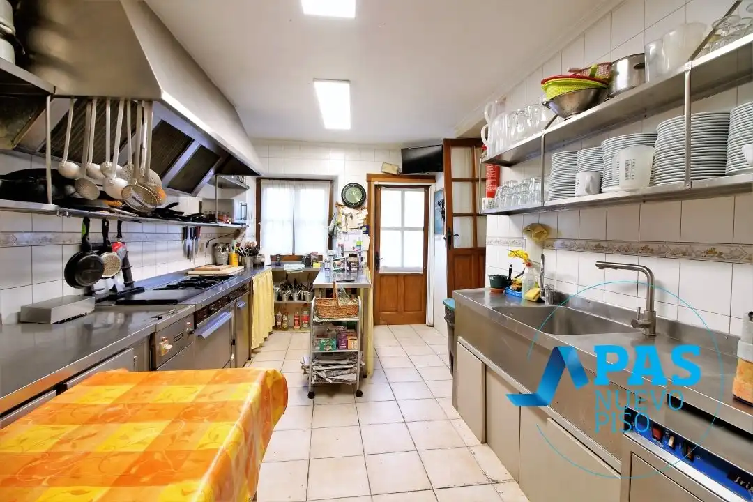 Kitchen of Houses for sale in Camaleño  with Heating, Private garden and Terrace