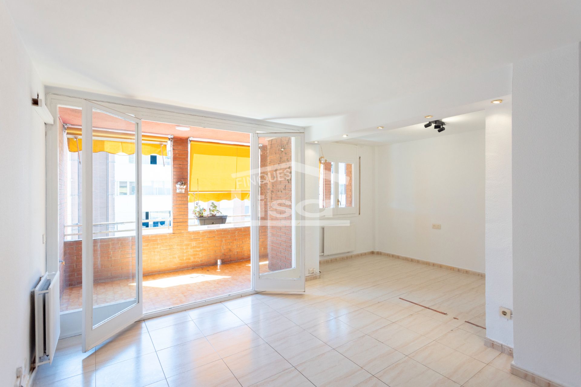 Flat for sale in Sant Joan Despí  with Heating, Private garden and Terrace