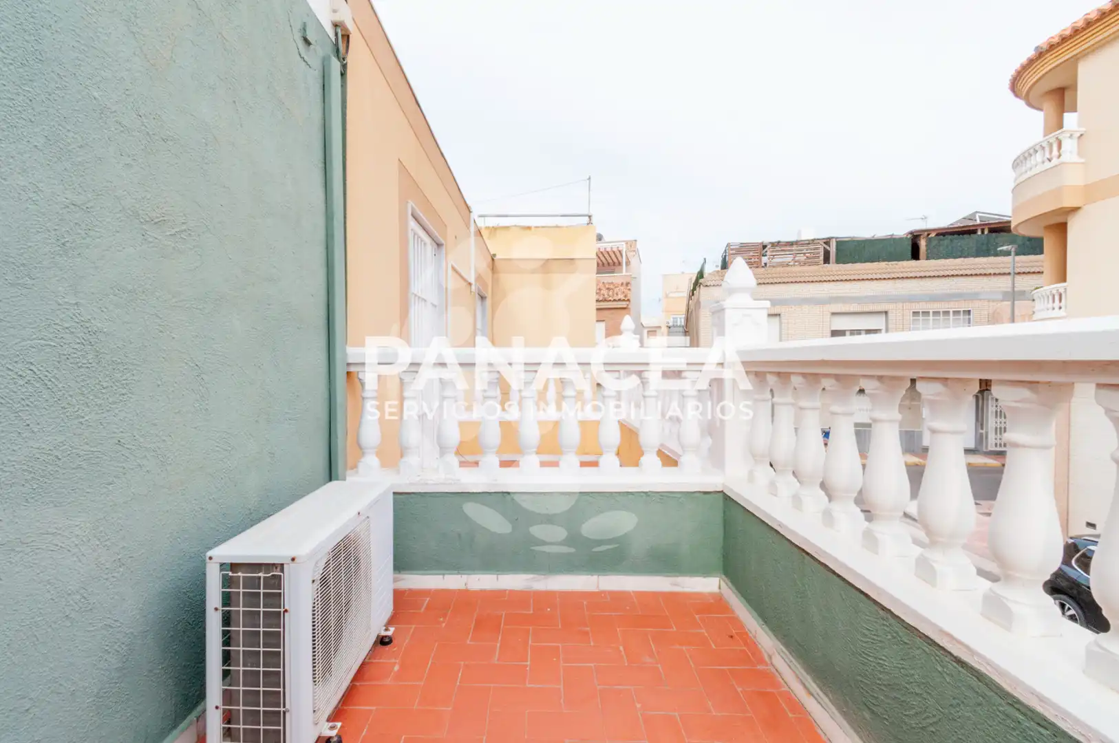 Terrassa de Casa o xalet en venda en Roquetas de Mar amb Aire condicionat, Jardí privat i Moblat