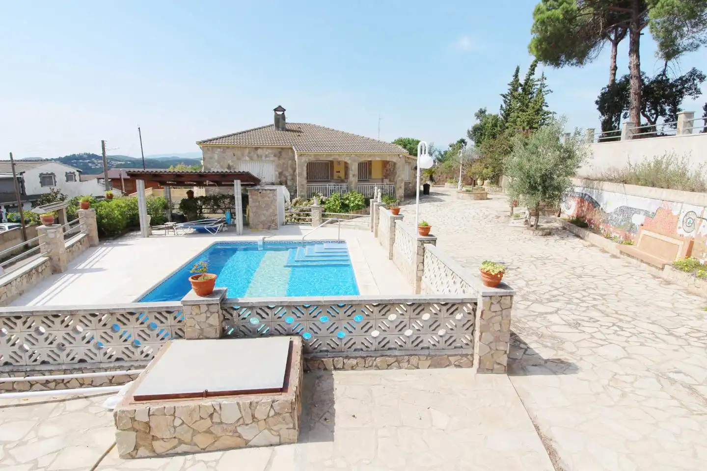 Maison avec piscine à vendre à petunia