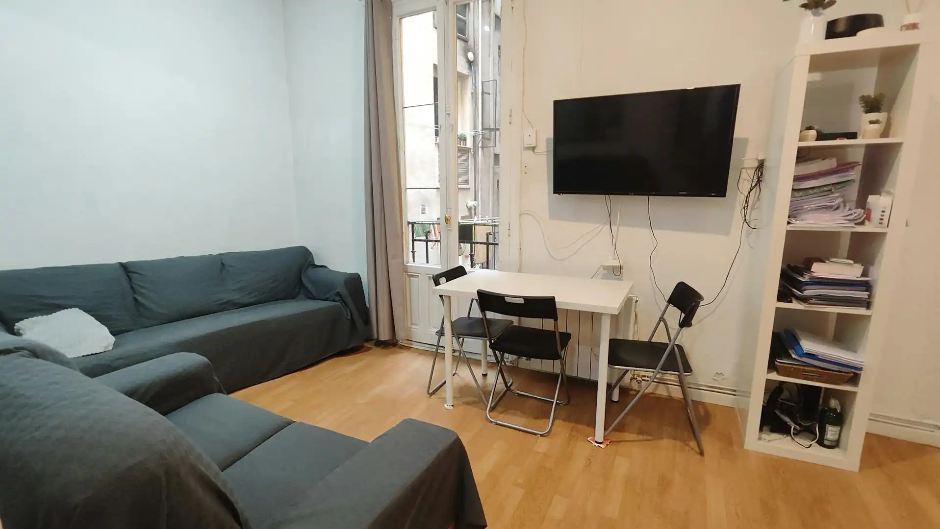 Living room of Flat for rent in  Madrid Capital  with Heating, Furnished and Washing machine
