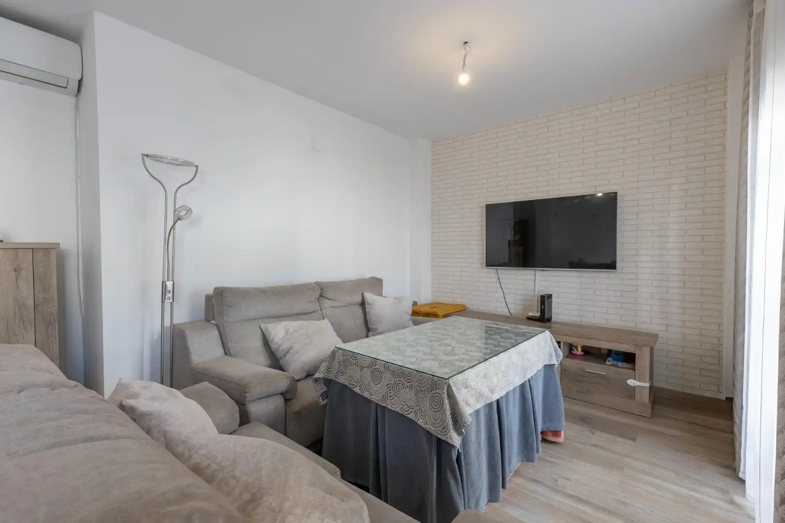 Living room of Ground floor for sale in Las Gabias  with Air Conditioner, Heating and Terrace