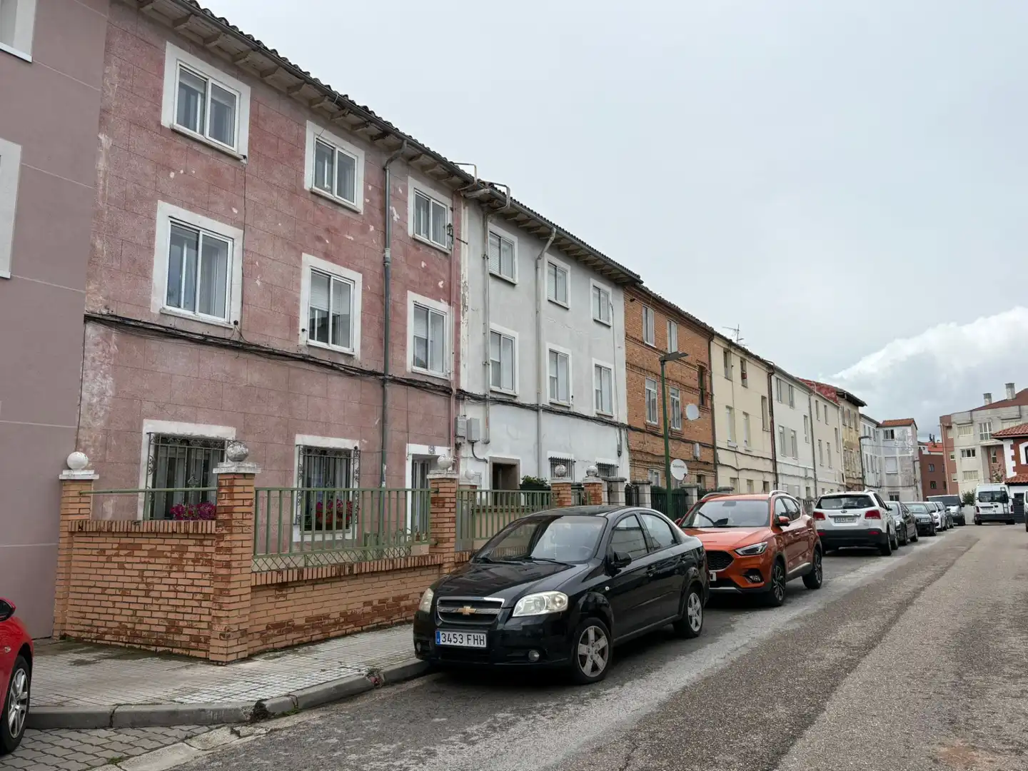 Vista exterior de Piso en venta en Burgos con Calefacción