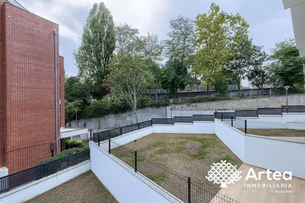 Detached house with terrace for sale in Julian Garaizar Kalea, imagen 45