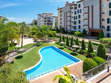 Apartamento con piscina en venta en Ponent