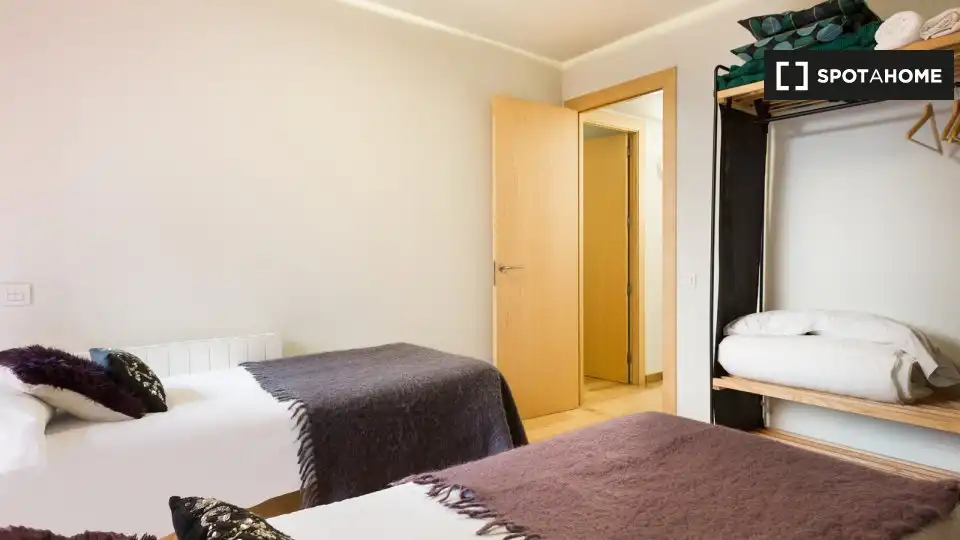 Appartamento con terrazza in affitto a Eixample, imagen 6