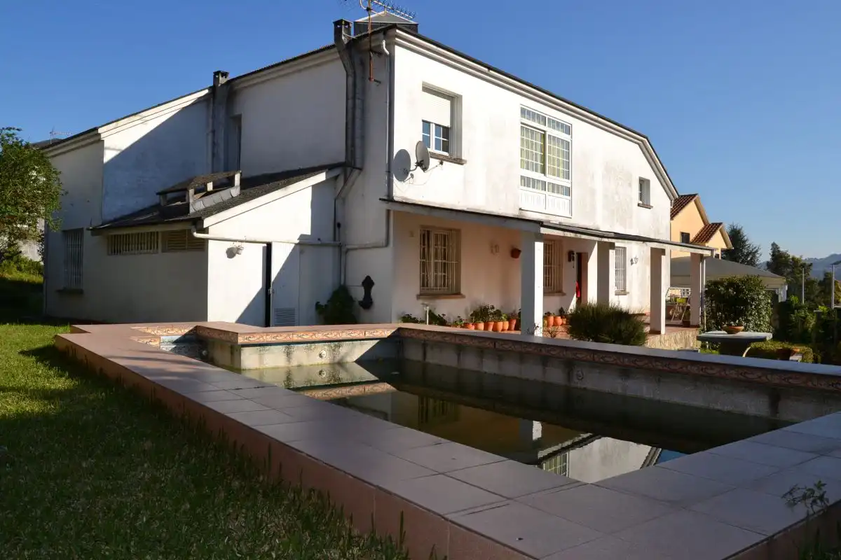Jardín de Casa o chalet en venta en Poio con Calefacción, Jardín privado y Parquet