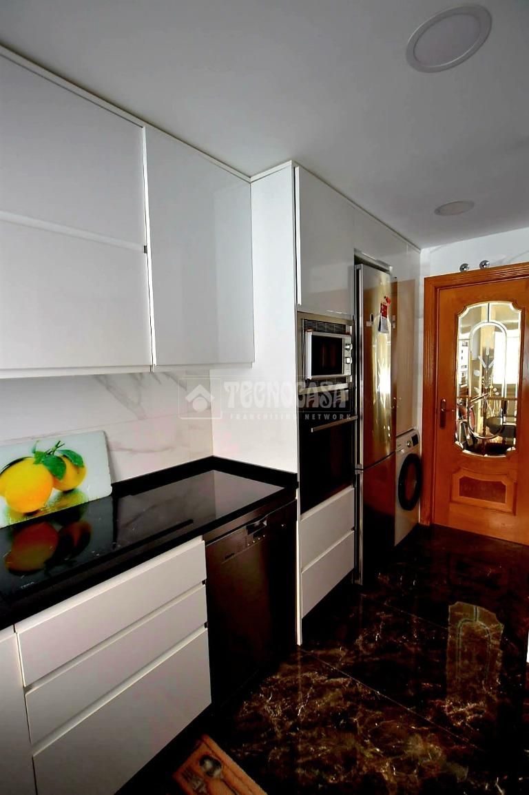 Kitchen of Single-family semi-detached for sale in Leganés