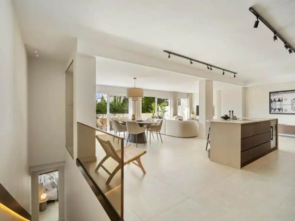 Reihenhaus mit Pool zum Verkauf in Nueva Andalucía, imagen 12