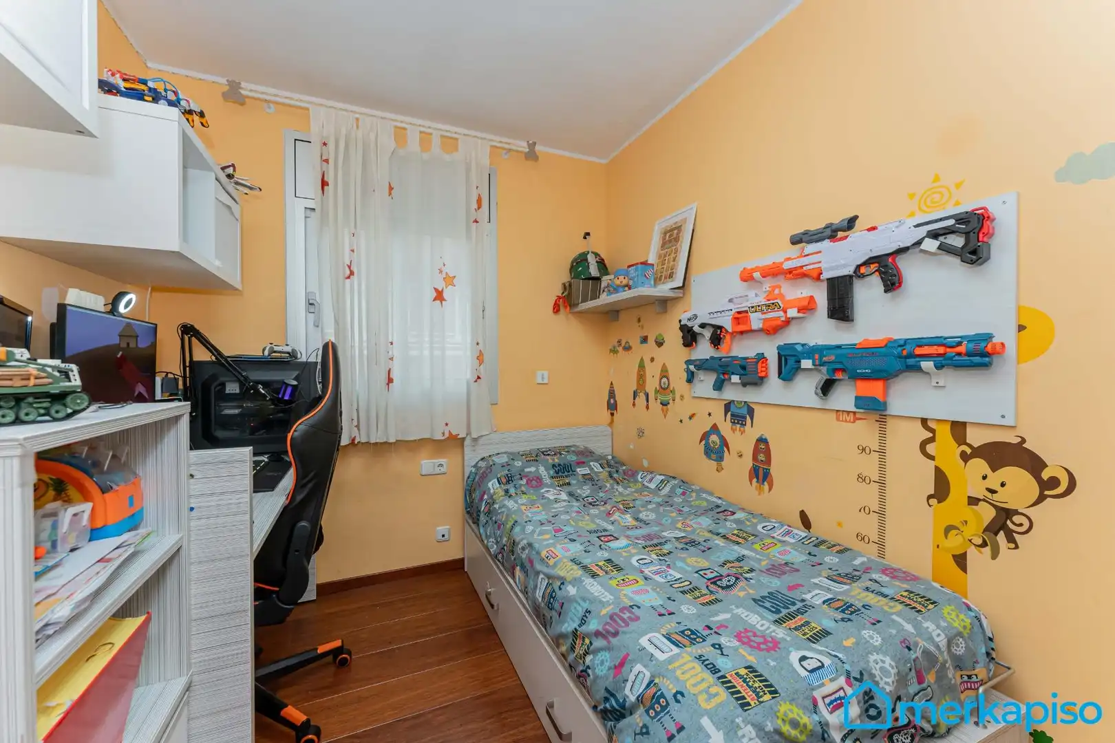 Habitación de Casa adosada en venta en Viladecans con Aire acondicionado, Terraza y Balcón