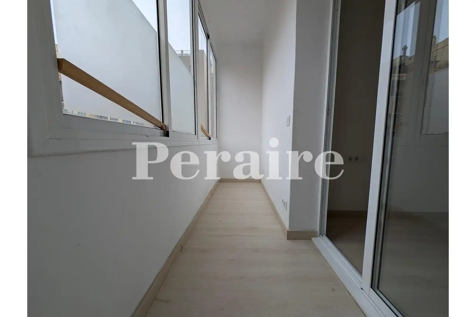 Flat with terrace to rent in Calle Rocafort 80, imagen 17