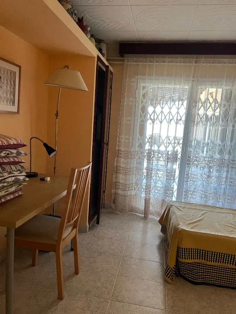 Dormitori de Casa o xalet en venda en Mataró amb Aire condicionat, Jardí privat i Terrassa