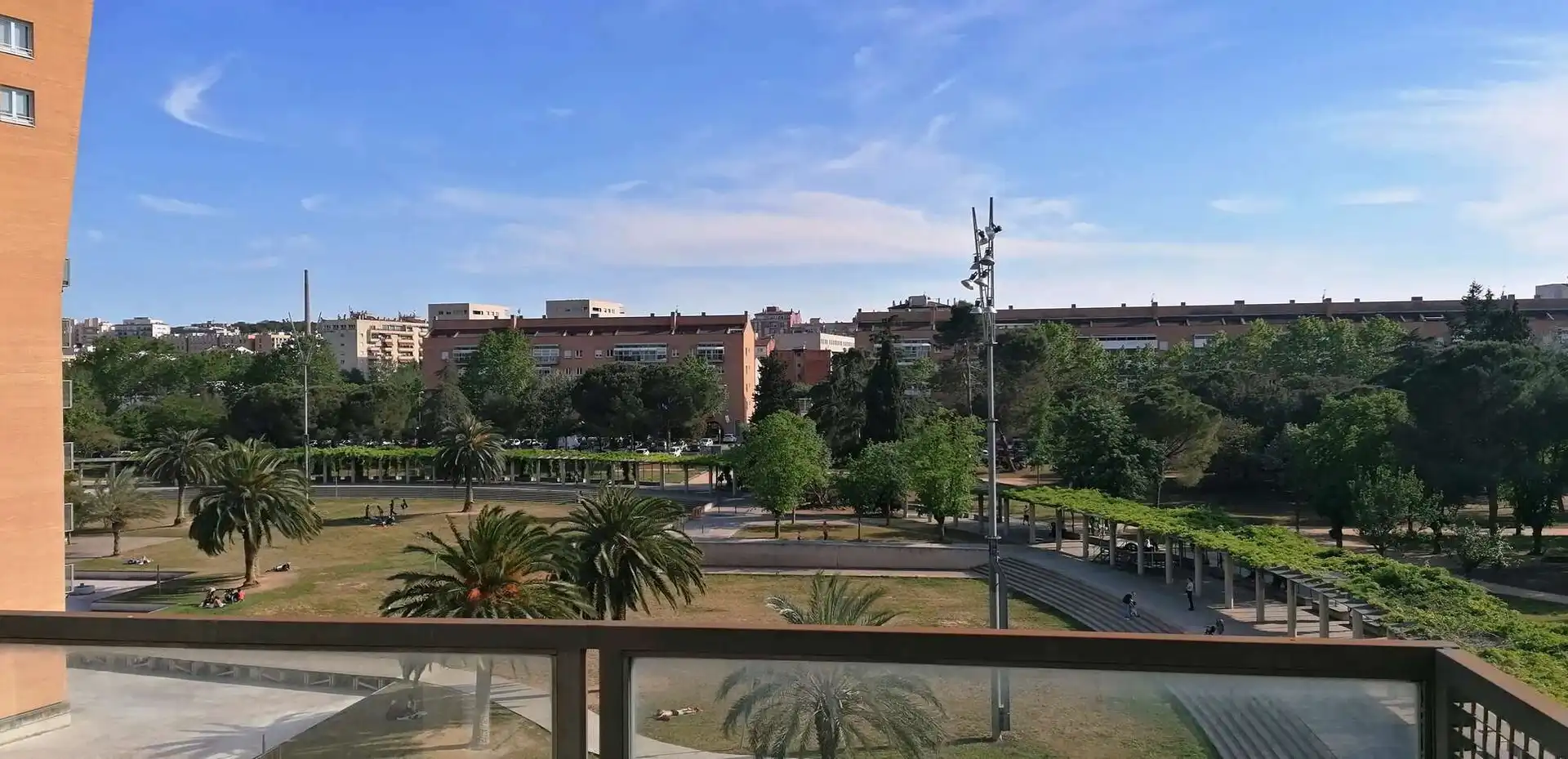 Außenansicht von Wohnung zur Miete in Girona mit Klimaanlage, Heizung und Parkett