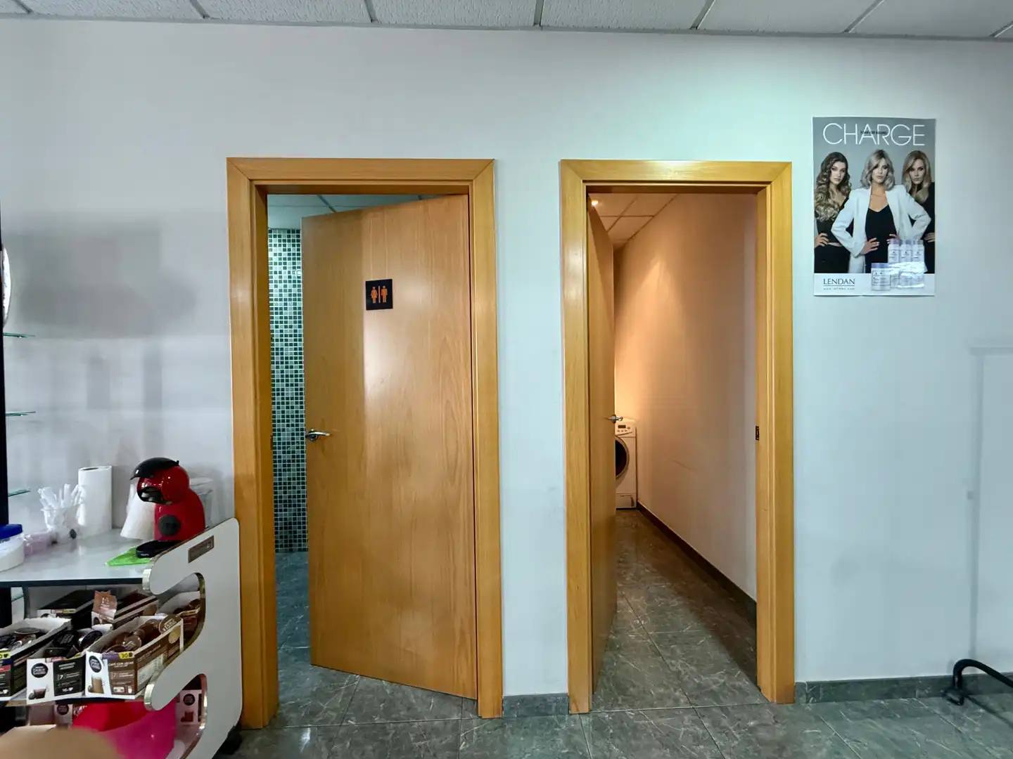 Local en venta en Terrassa con Aire acondicionado, Calefacción y Internet