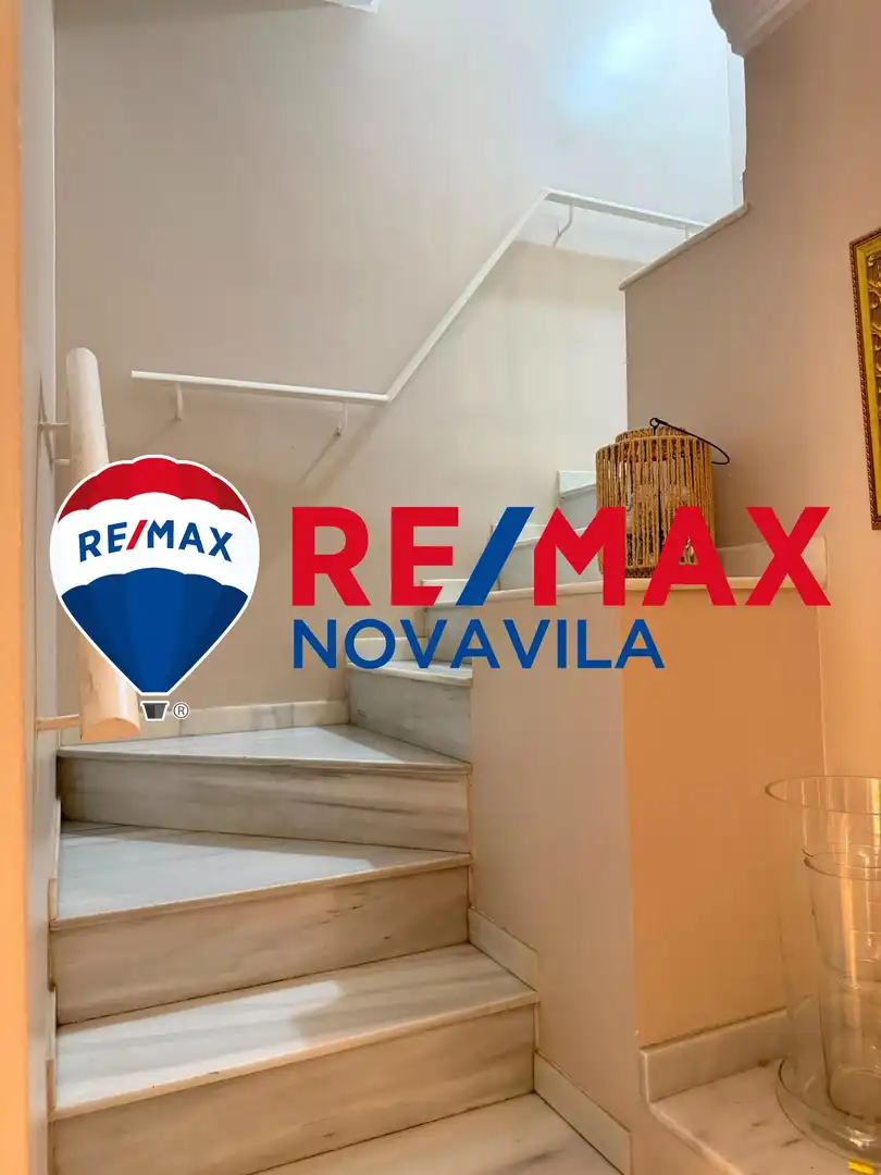 Detached homes for rent in Torre-roja-Campreciós