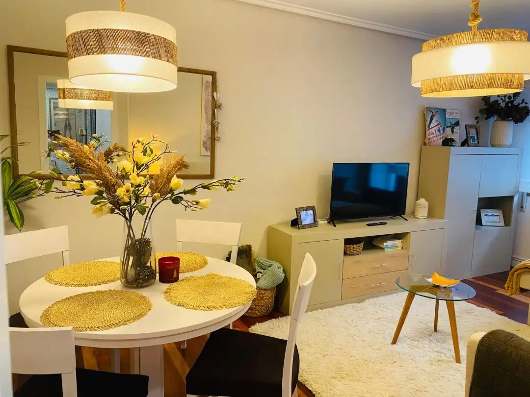 Comedor de Piso de alquiler en Ezcaray con Calefacción, Terraza y Balcón