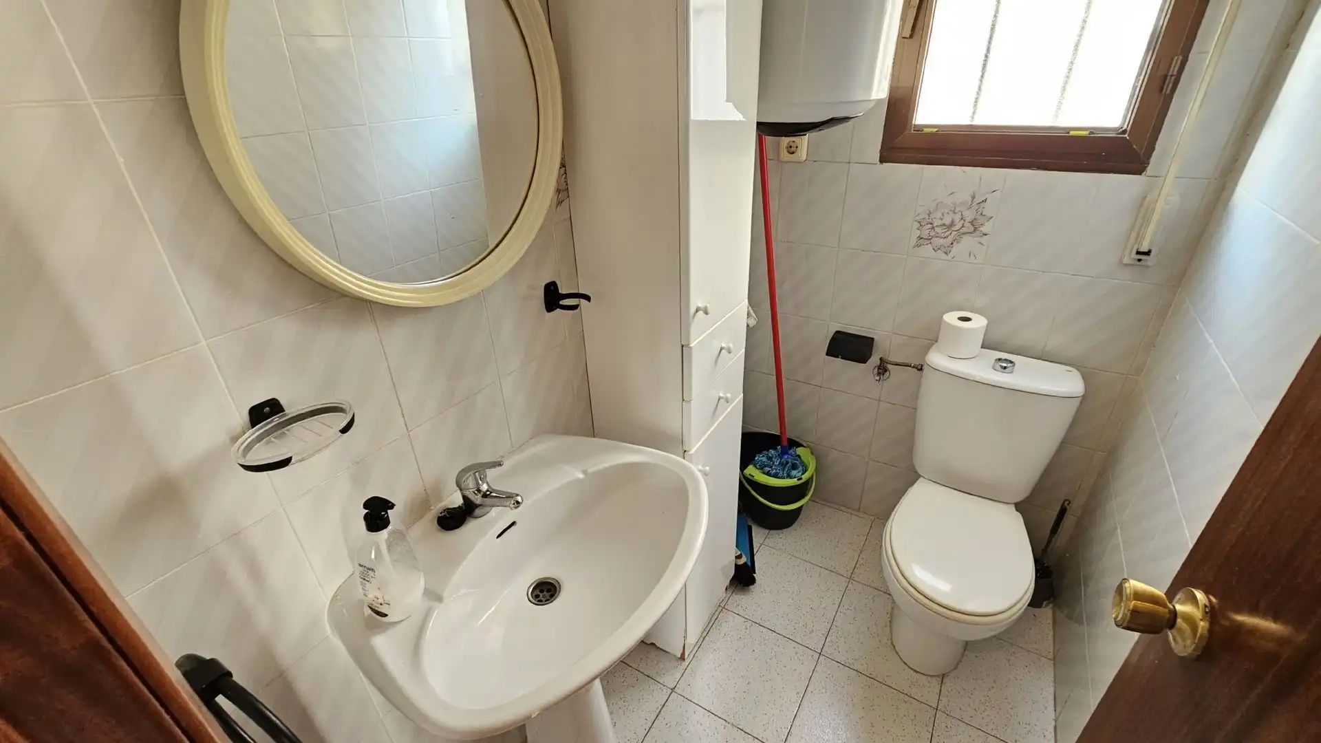 Baño de Apartamento en venta en Oropesa del Mar / Orpesa con Calefacción, Terraza y Amueblado
