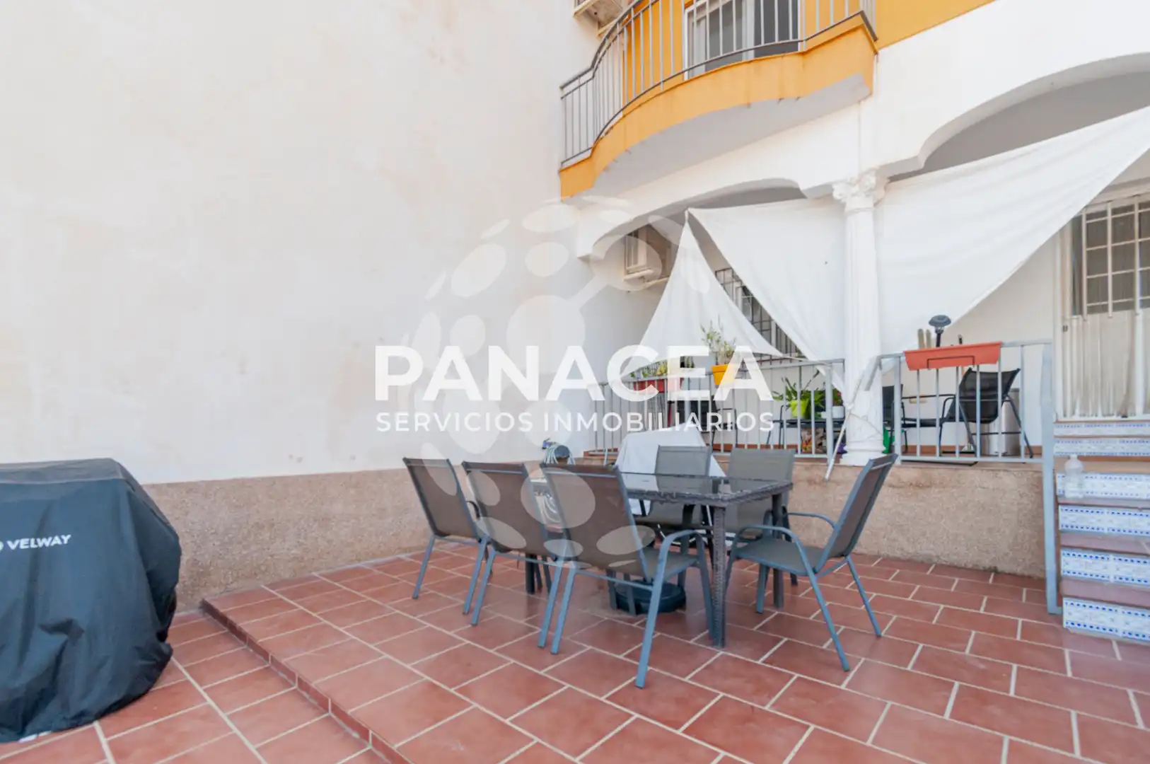 Terraza de Casa adosada en venta en Albuñol con Jardín privado, Terraza y Amueblado