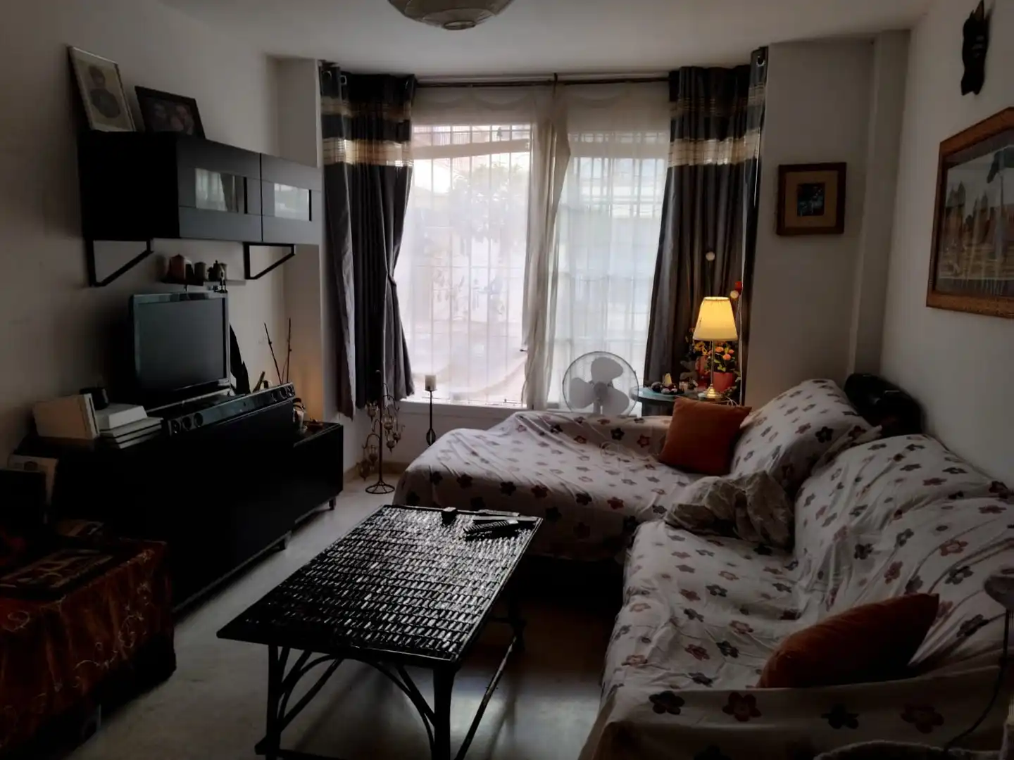 Sala d'estar de Pis en venda en Fuengirola amb Traster, Moblat i Alarma