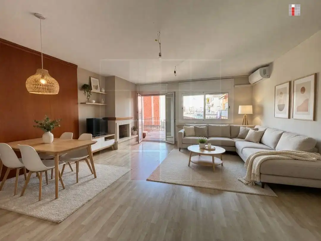 Sala d'estar de Casa adosada en venda en Granollers amb Aire condicionat, Calefacció i Jardí privat