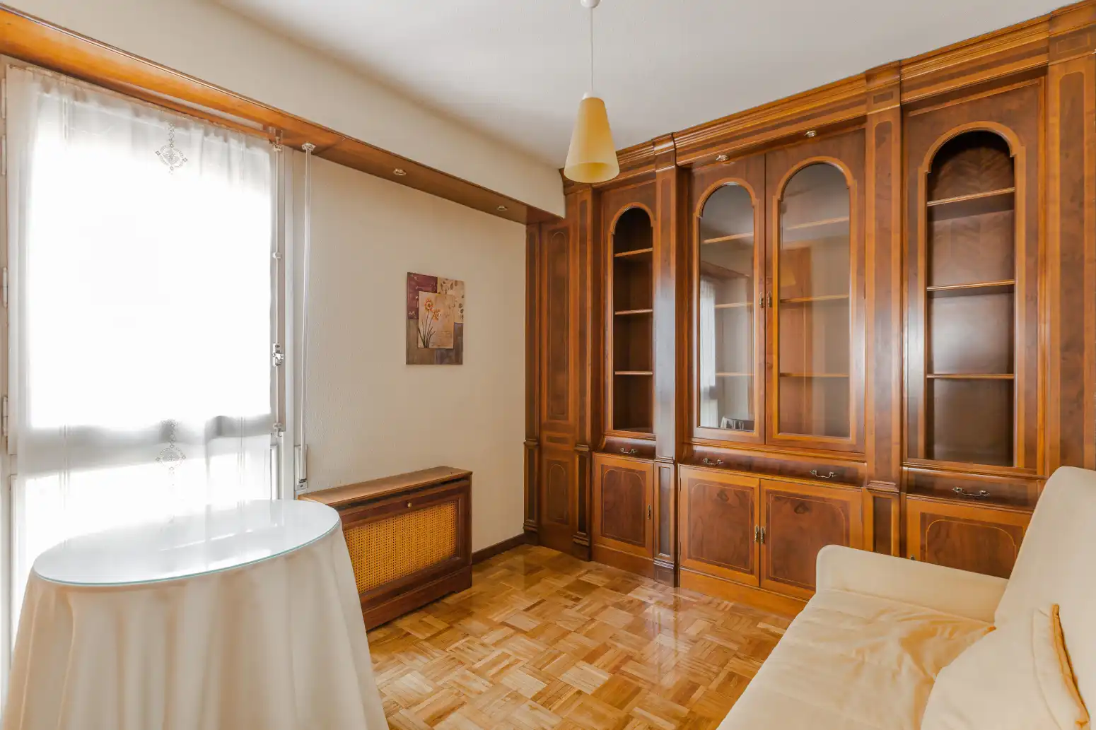 Dormitori de Pis de lloguer en  Pamplona / Iruña amb Calefacció, Parquet i Terrassa