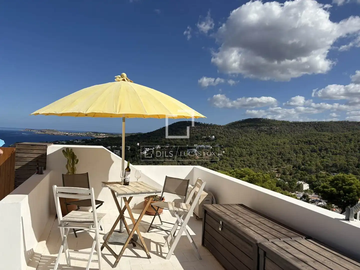 Terrasse von Wohnung zur Miete in Cala Vedella - Cala Tarida  