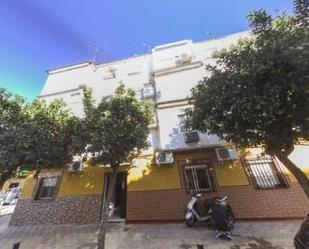Exterior view of Flat for sale in  Sevilla Capital  with Terrace
