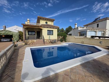 Maison avec piscine à vendre à Calasparra