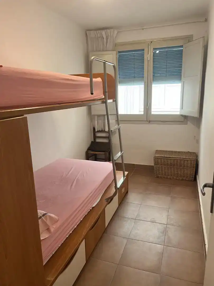 Habitación de Piso en venta en Sant Pol de Mar con Horno, Lavadora y Microondas
