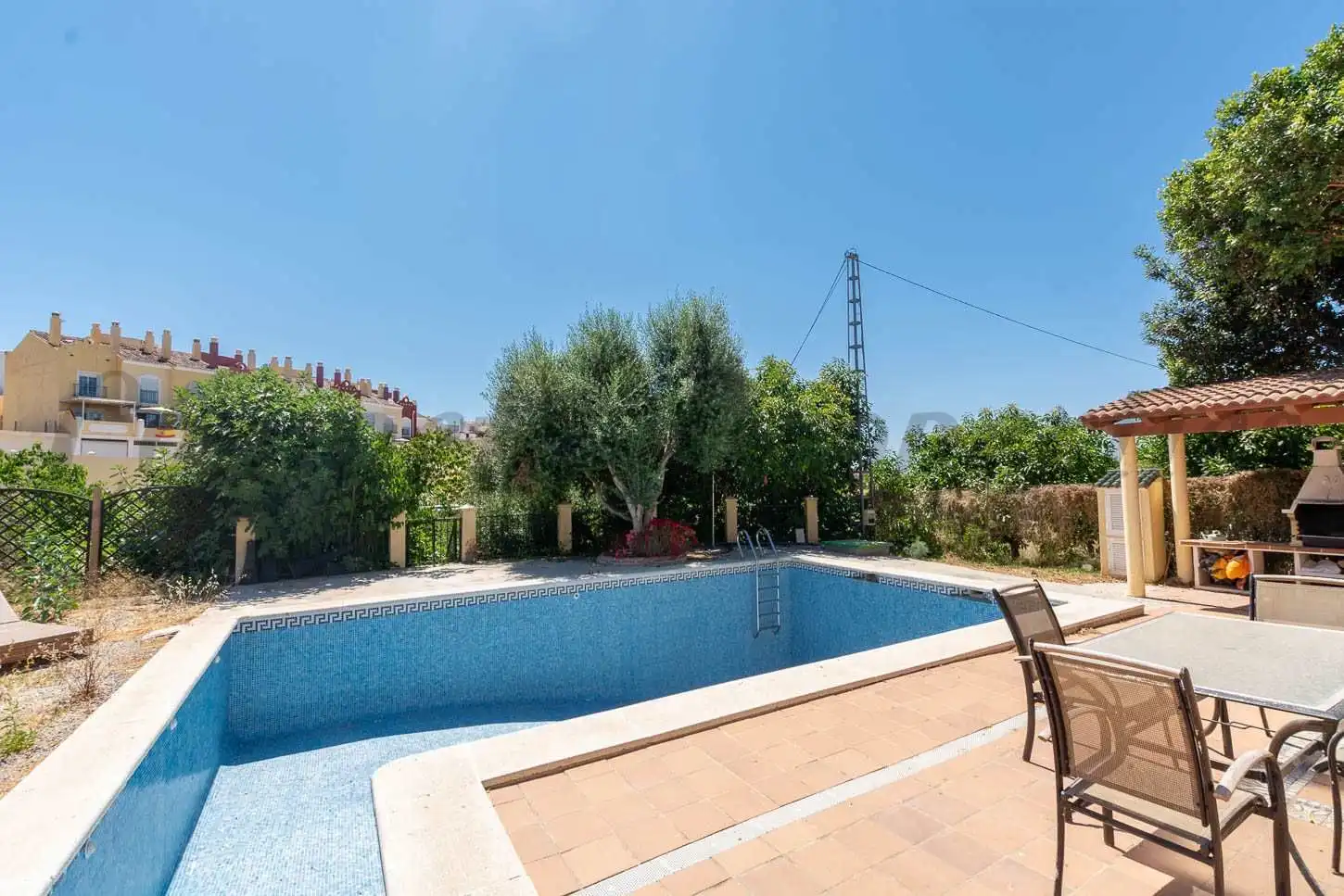 Casa amb piscina en venda a Avda Pescia - Ctra de Frigiliana, imagen 2