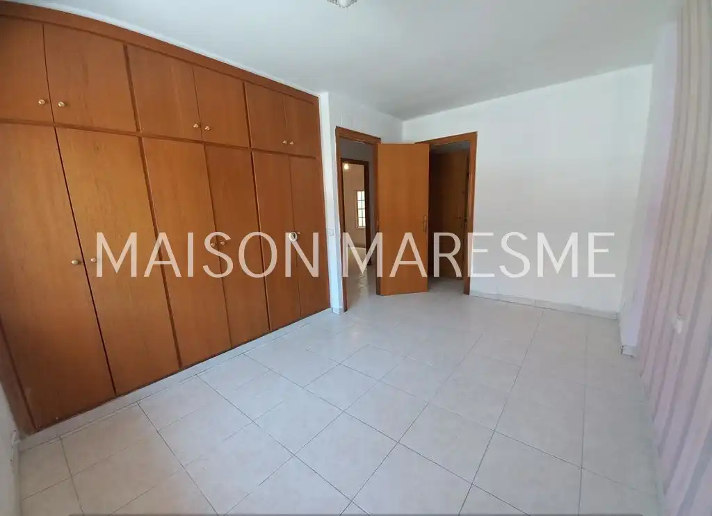 Dúplex en venta en Canet de Mar con Aire acondicionado, Calefacción y Terraza