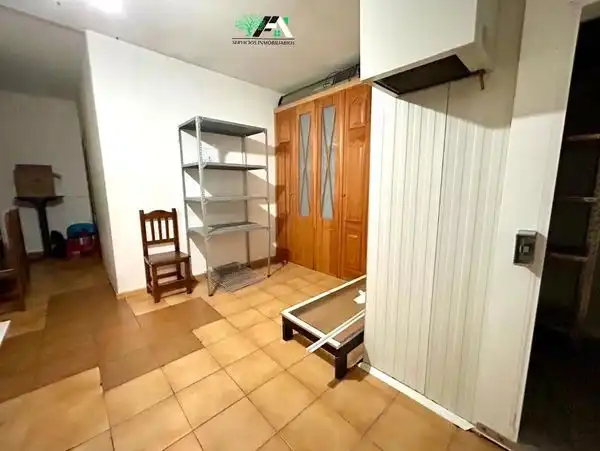 Local comercial en venda a Baeza, imagen 6