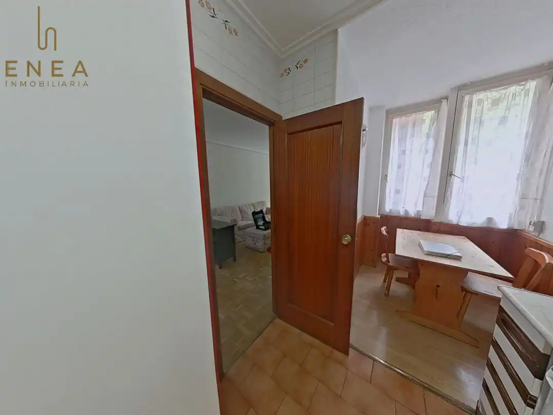 Wohnung zum Verkauf in Vitoria - Gasteiz mit Heizung, Terrasse und Abstellraum