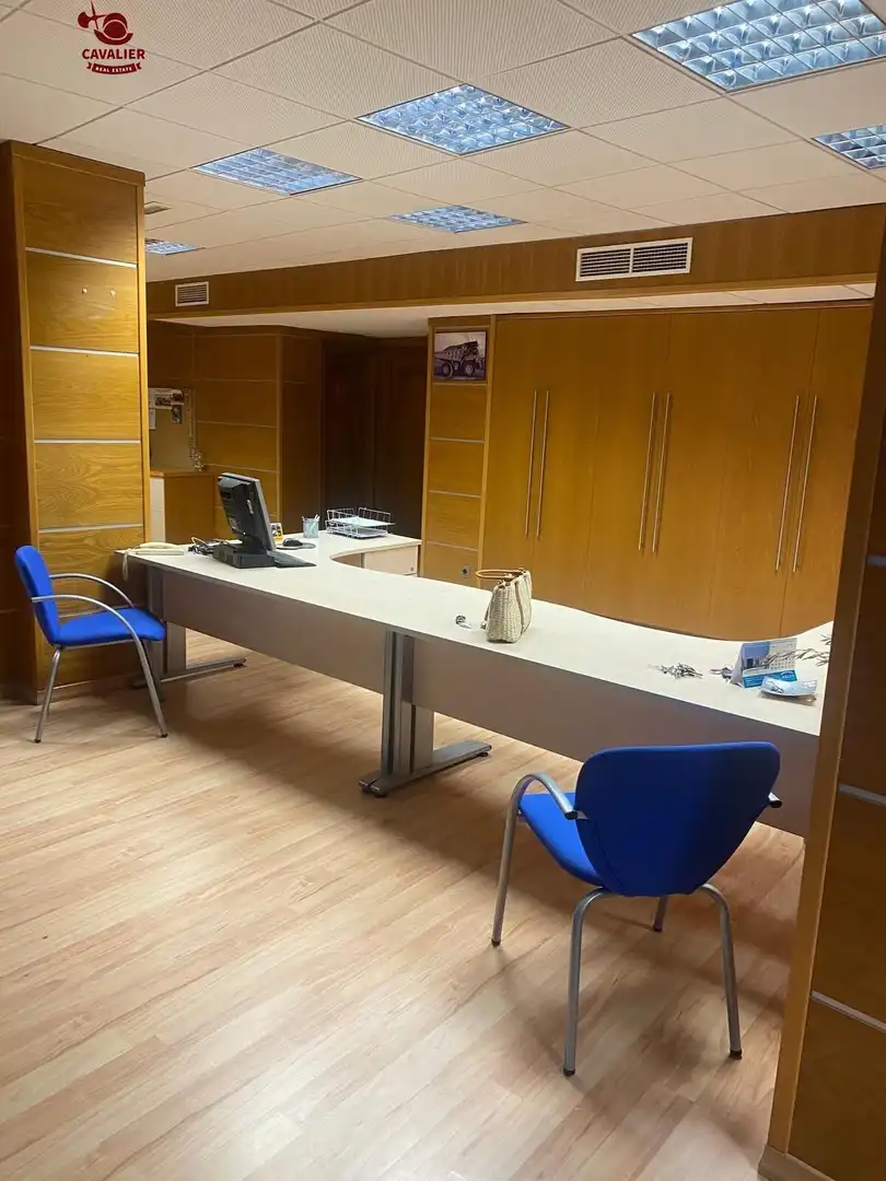Local en venta en Binéfar, Huesca
