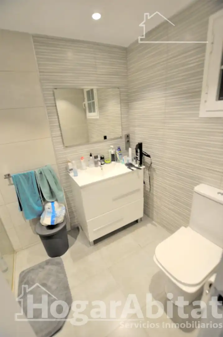 Baño de Piso en venta en Manises con Amueblado y Balcón