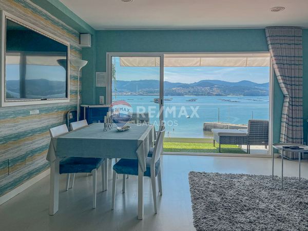 Comedor de Piso en venta en Poio con Calefacción, Terraza y Amueblado