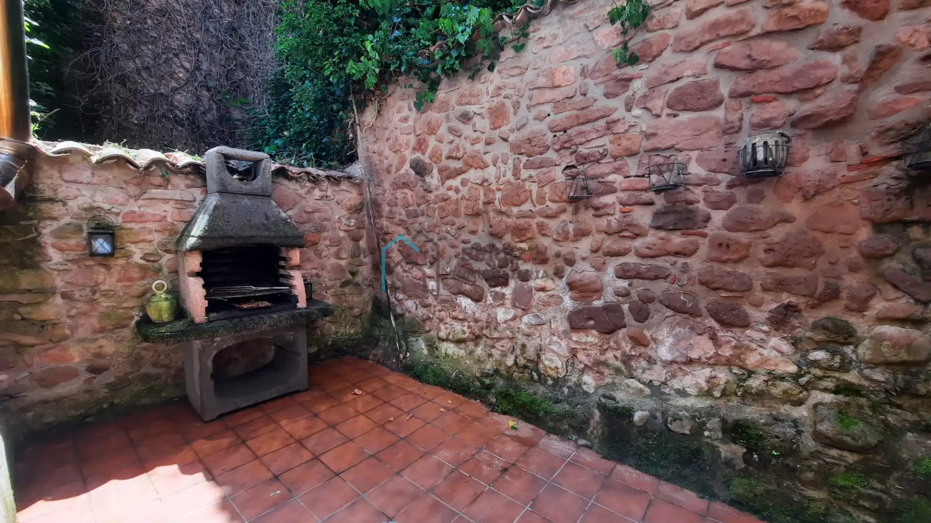 Garden of Houses for sale in Camprovín  with Terrace, Storage room and Furnished