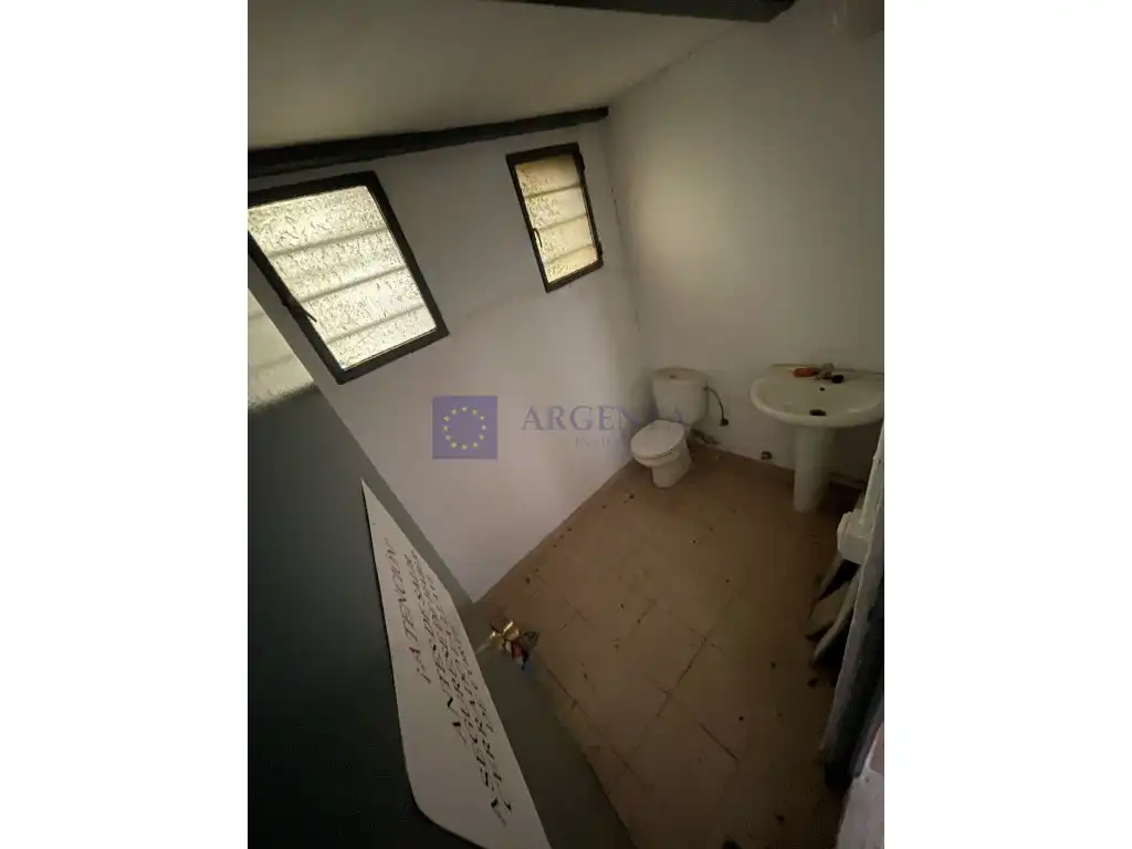 Local comercial en venda a Calle Monaco, imagen 3