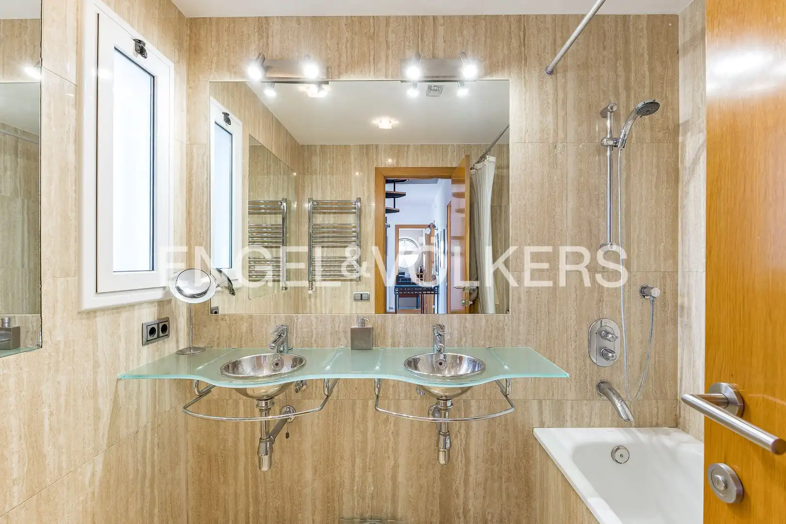 Bathroom of Attic for sale in Sitges  with Heating, Parquet flooring and Terrace