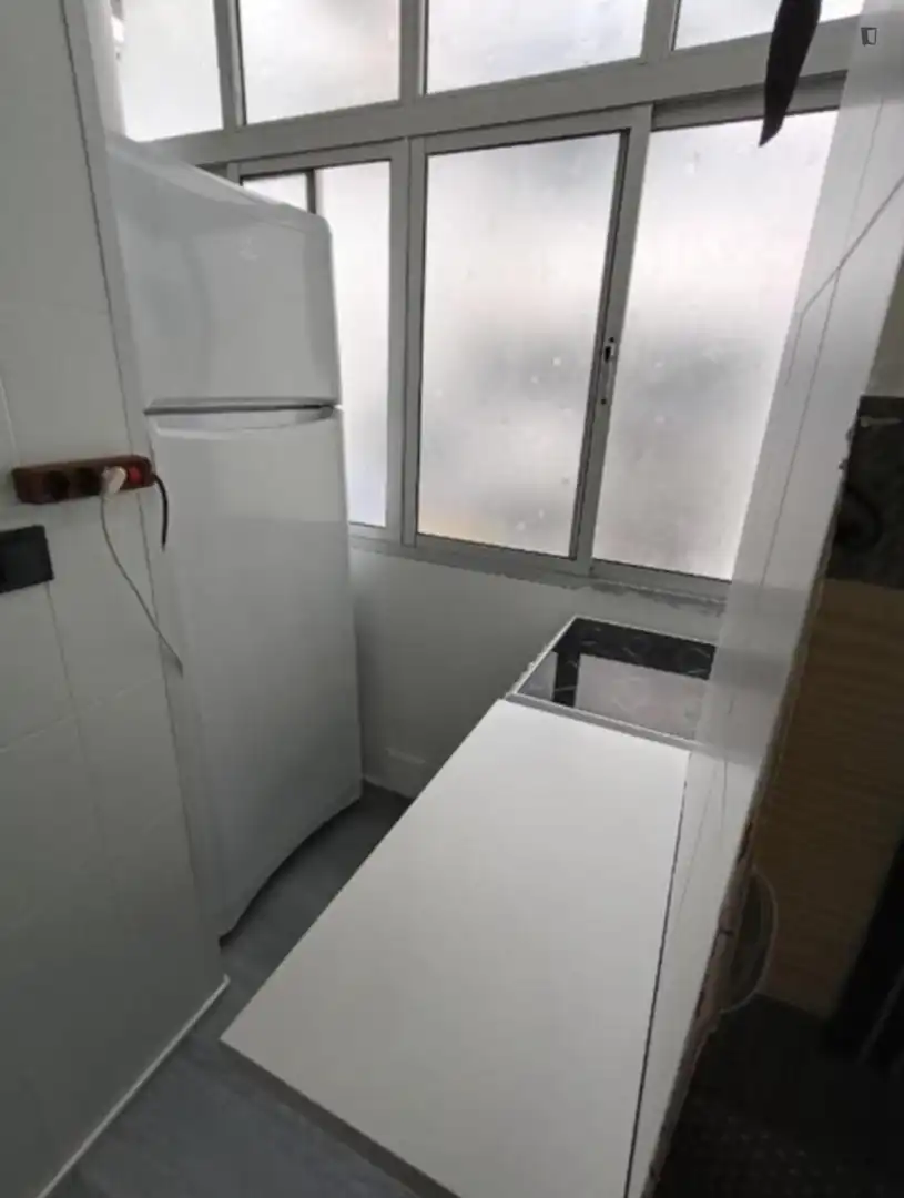 Cuina de Apartament per a compartir en Móstoles amb Aire condicionat, Moblat i Forn