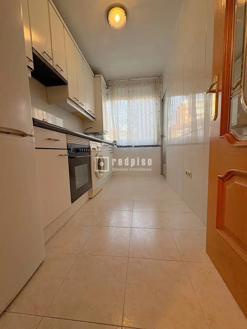 Piso con ascensor en venta en de Torrelaguna, imagen 4