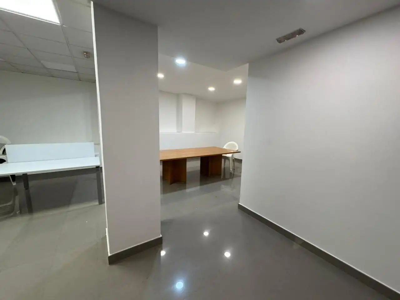 Oficina de alquiler en Avenida Camelias, 80, Camelias - Pi y Margall
