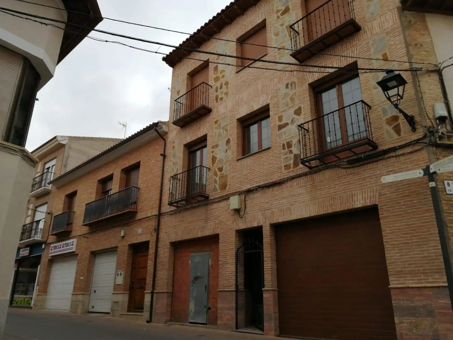 Vista exterior de Local en venda en Consuegra