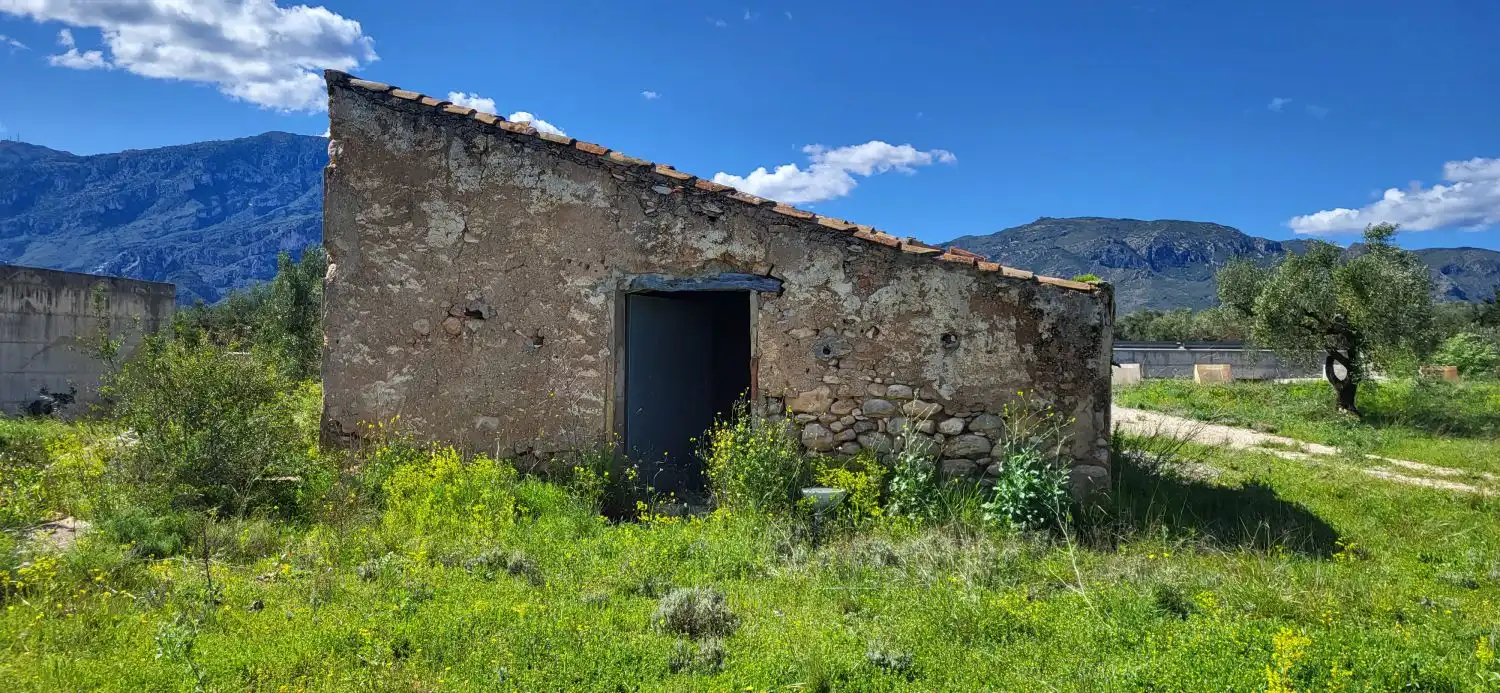 Casa rustica in vendita a Les Canals