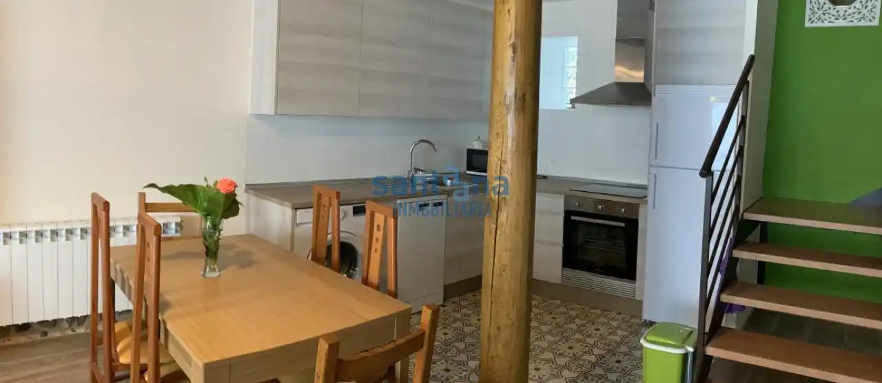 Cocina de Finca rústica de alquiler en Villaturiel con Calefacción, Jardín privado y Terraza