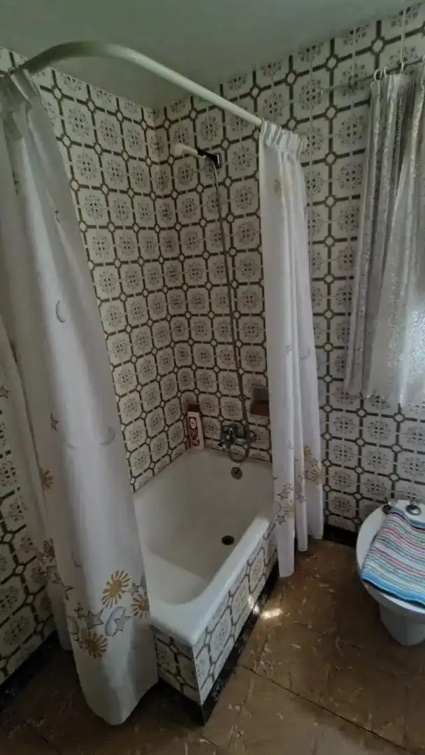 Baño de Casa adosada en venta en Juncosa con Trastero, Amueblado y Horno