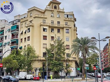 Pis amb ascensor en venda a Calle ARCHIDUQUE CARLOS